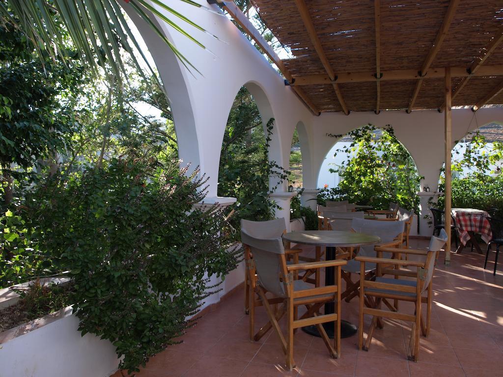 Eristos Beach Hotel Megálon Choríon 外观 照片
